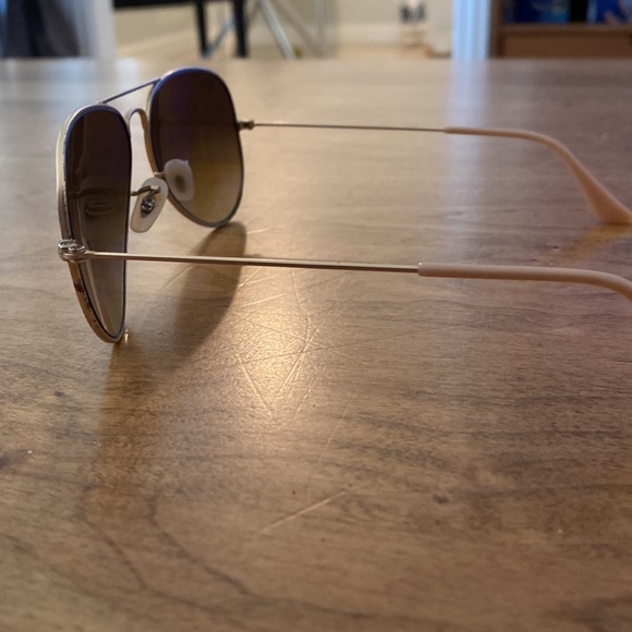 Ray Ban Aviator Classics - Picture 4 of 5